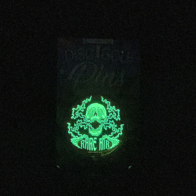 Épingle Skull RAD - Brille dans le noir