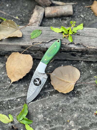 Premium 8" Damascus Steel Skinner Knife with Pakkawood Handle & Leather Sheath - Korvel