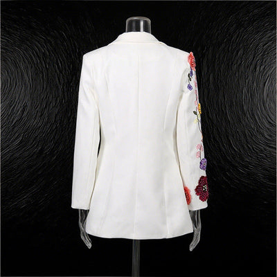 Traje Elegante para Mujeres con Bordado Floral en 3D