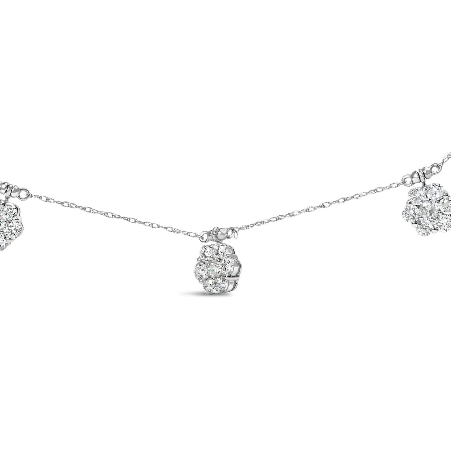 Collar de diamantes en racimo de oro blanco de 10K con 3.0 cttw - 18"