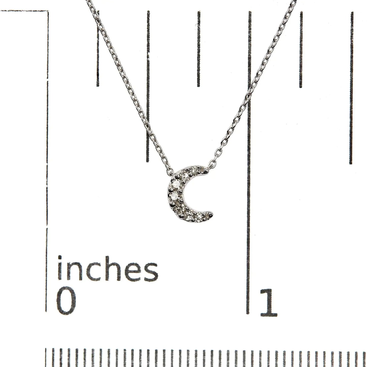 Collar de Colgante de Media Luna de Diamante en Oro Blanco de 10K