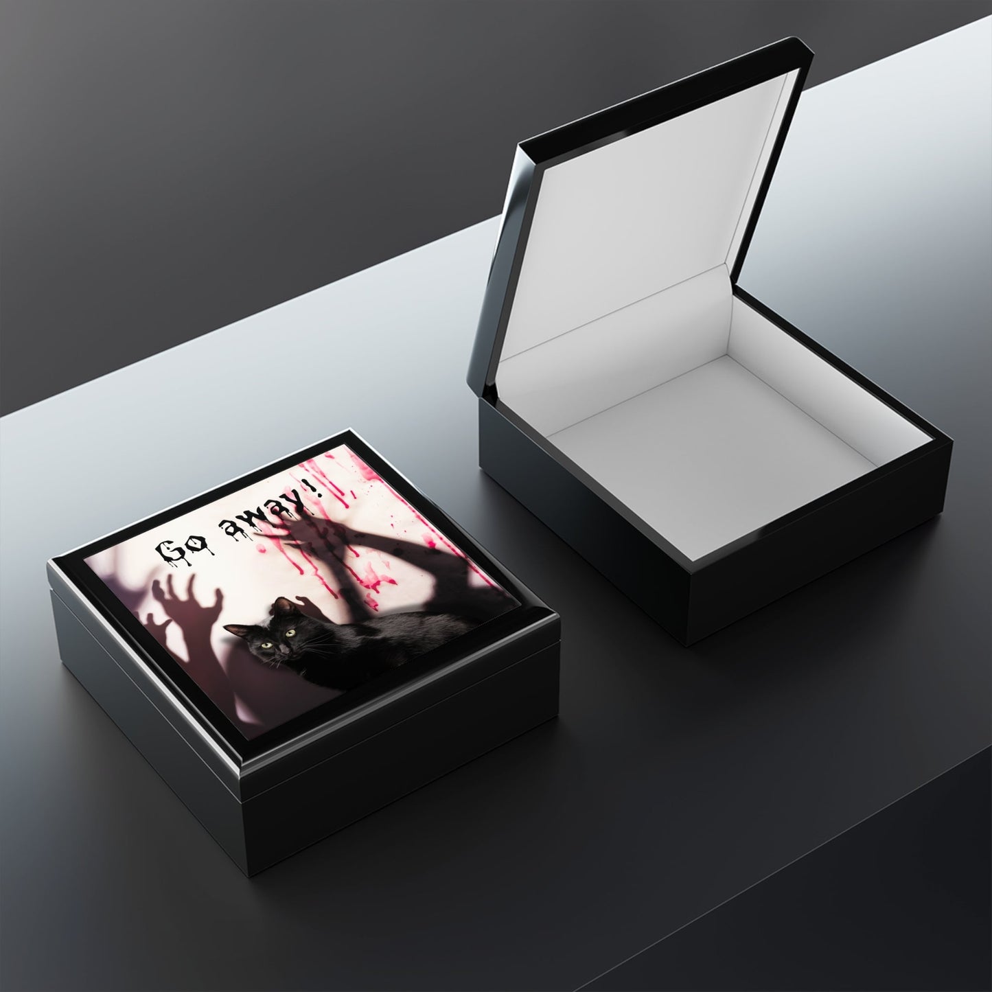 Elegant Keepsake Jewelry Organizer - Korvel