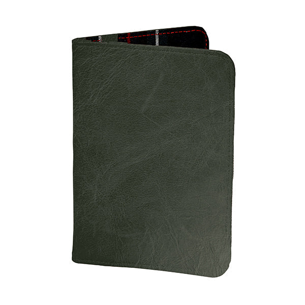 Classic Pull-Up Leather Scorecard Holder