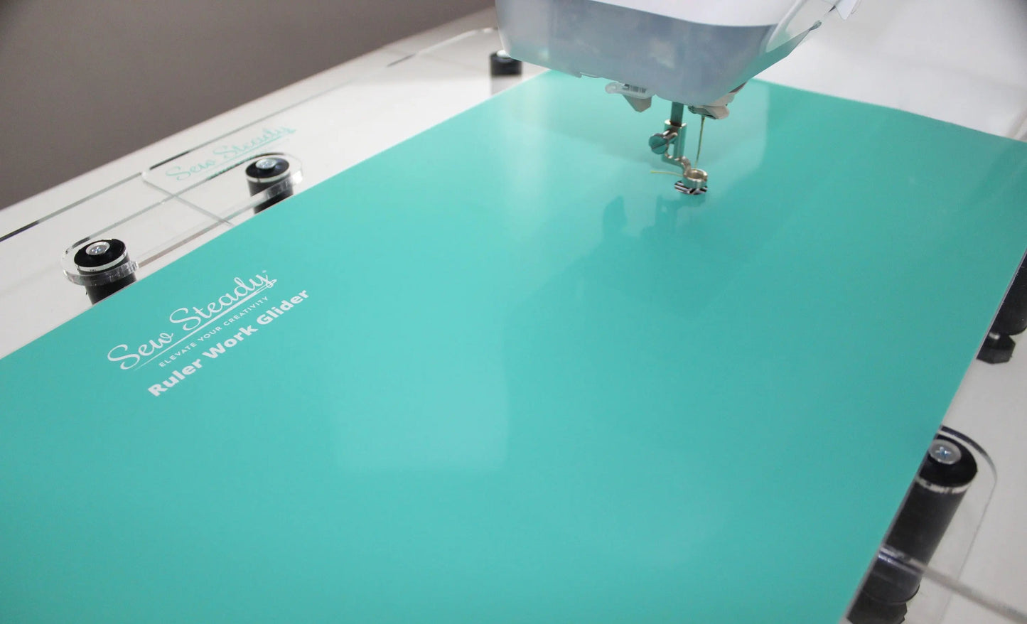 Glisseur de travail avec règle 12" x 20" pour une couture sans couture