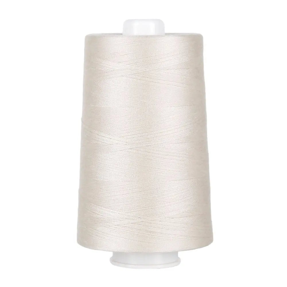 Hilo de poliéster Omni crema 3004