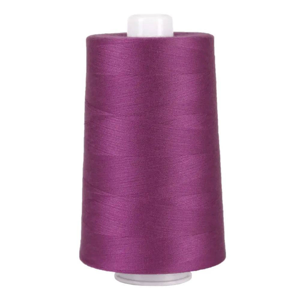Hilo de poliéster Omni Magenta Mágico - 6000 yardas