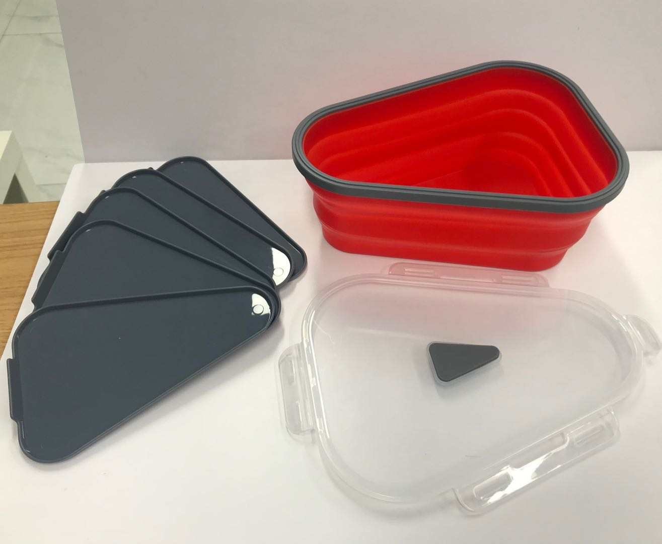 Premium Silicone Foldable Pizza Box for Easy Storage