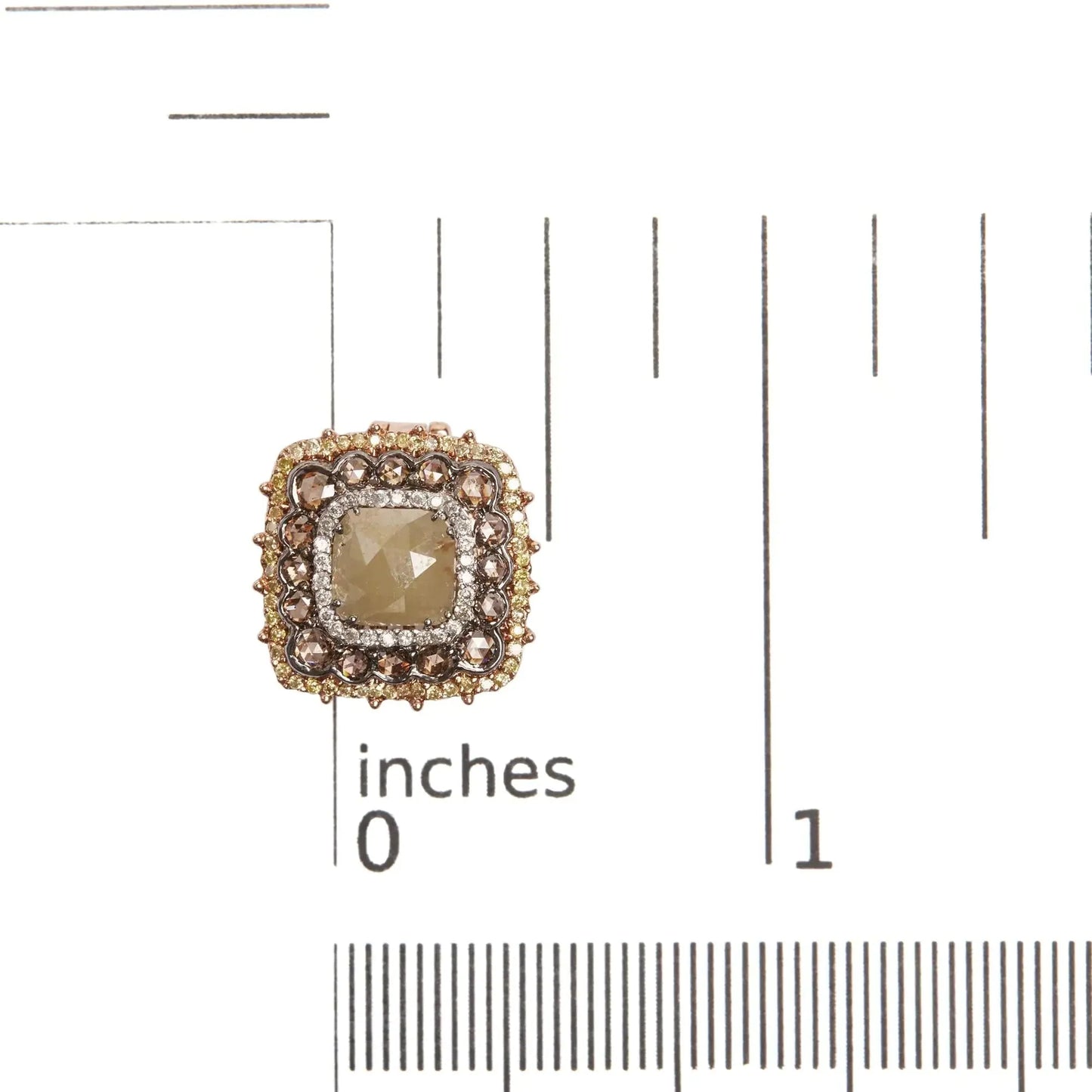 Pendientes de Stud Halo de Diamantes de Color Fancy en Oro Rosa de 14K