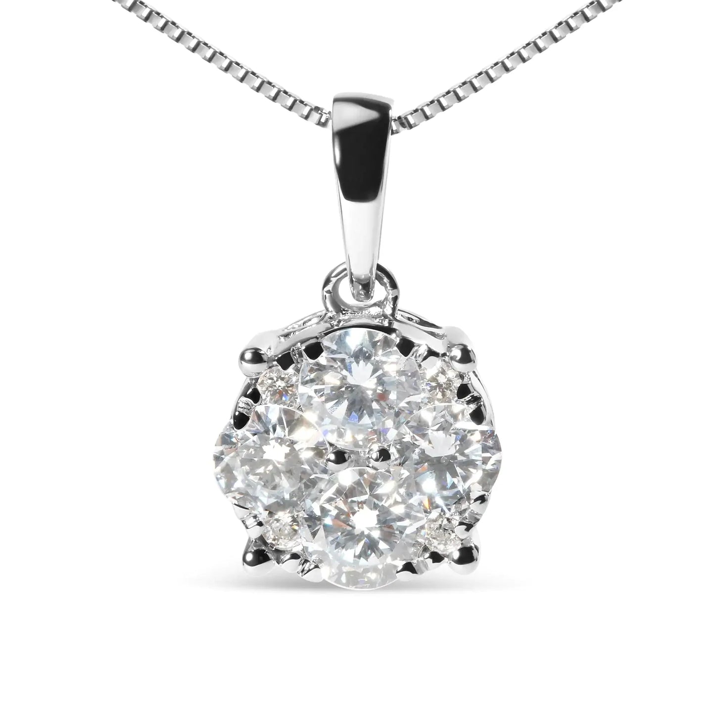 Collar con colgante de diamantes en racimo de oro blanco de 14k