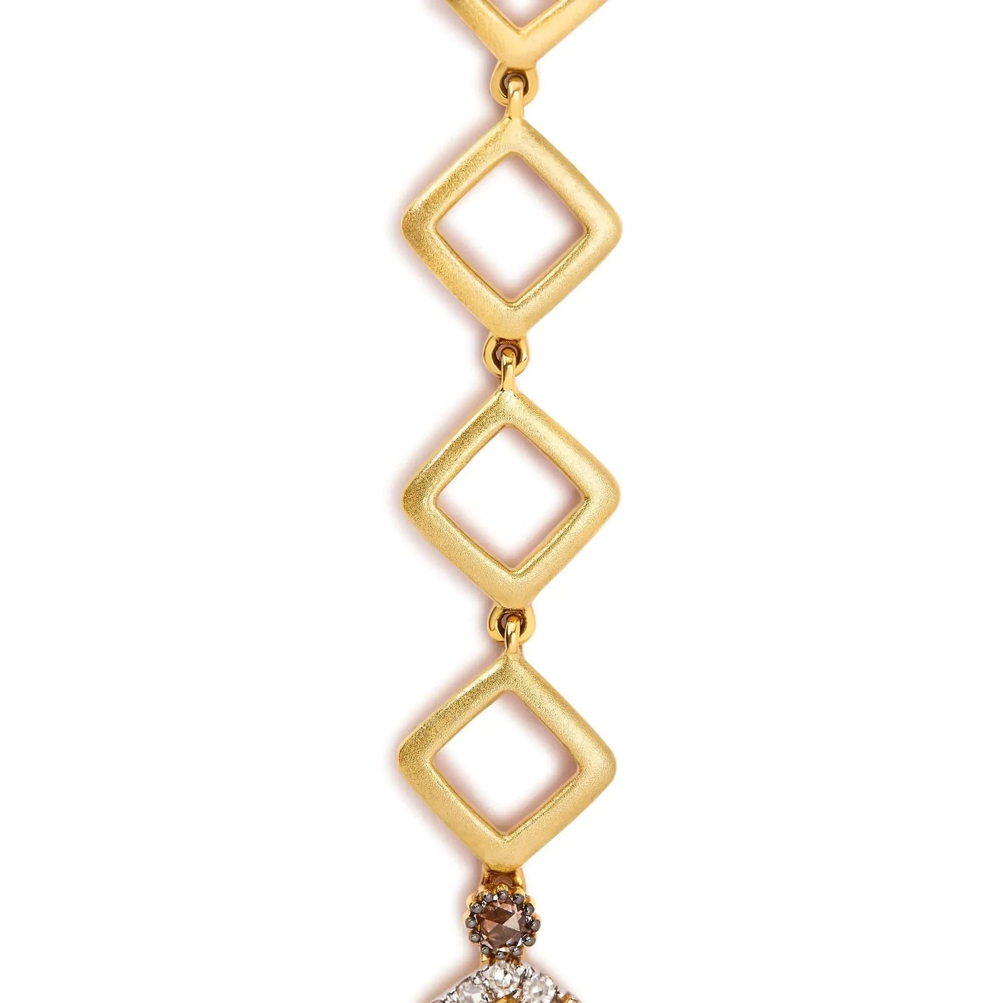 Collier en or jaune 14 carats avec pendentif en diamant jaune fancy en forme de trèfle