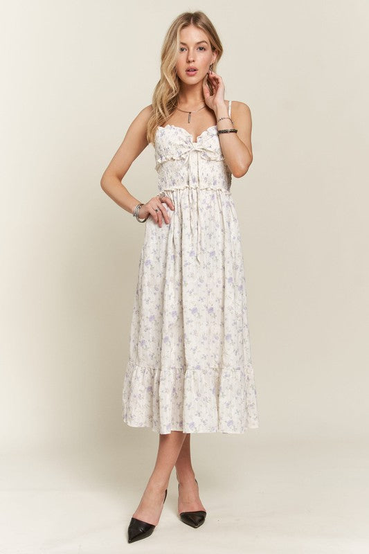 Robe smockée florale élégante pour un style sans effort