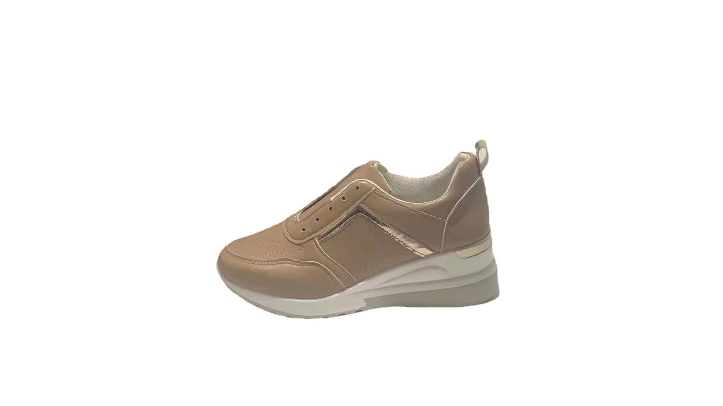 Baskets à talon compensé à lacets décontractées