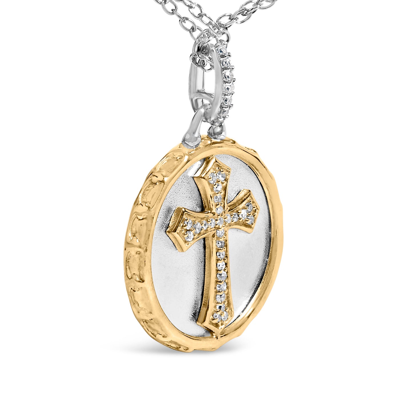 Collar Medallón Cruz de Diamantes de Plata Esterlina Baño de Oro de 14K
