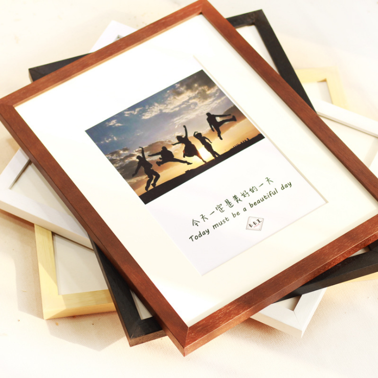 Cadre photo en bois massif personnalisé pour vos photos chéries