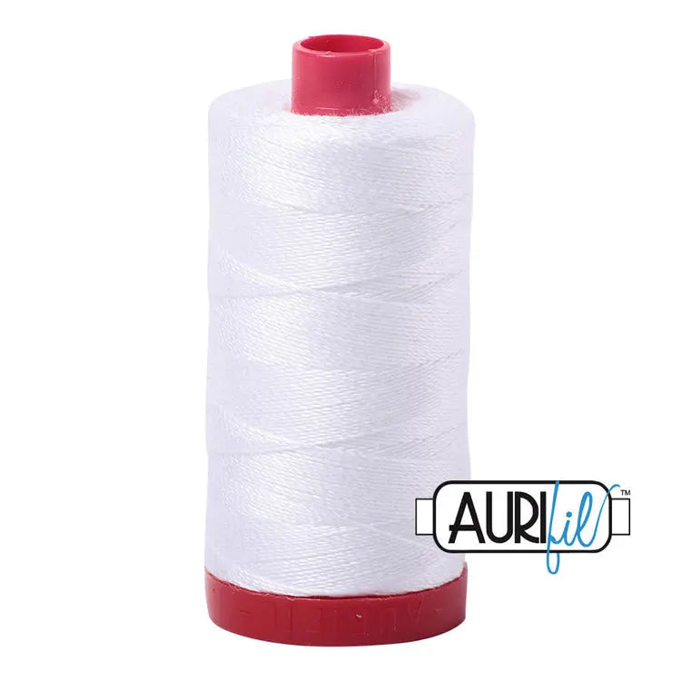 2024 Hilo de Algodón Aurifil Blanco 12 WT Carrete Grande
