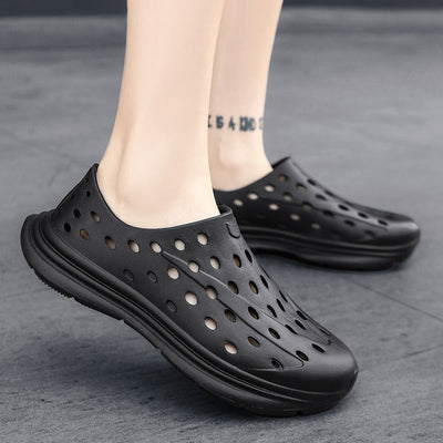 Hollow hole shoes for men one foot sandals fashionable and casual soft soled toe wrapped beach shoes - Korvel