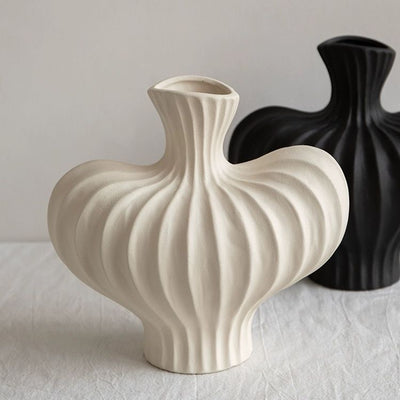 High-End Plastic Imitation Ceramic Vase for Elegant Home Decor