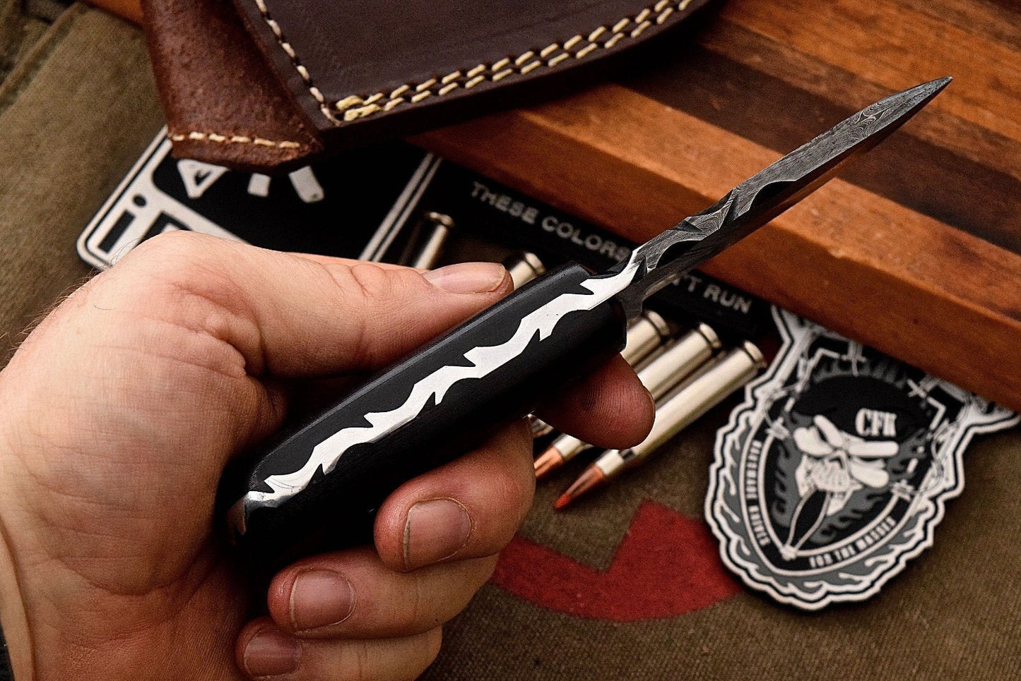 Premium Custom Damascus Steel Hunting and Camping Knife - Korvel