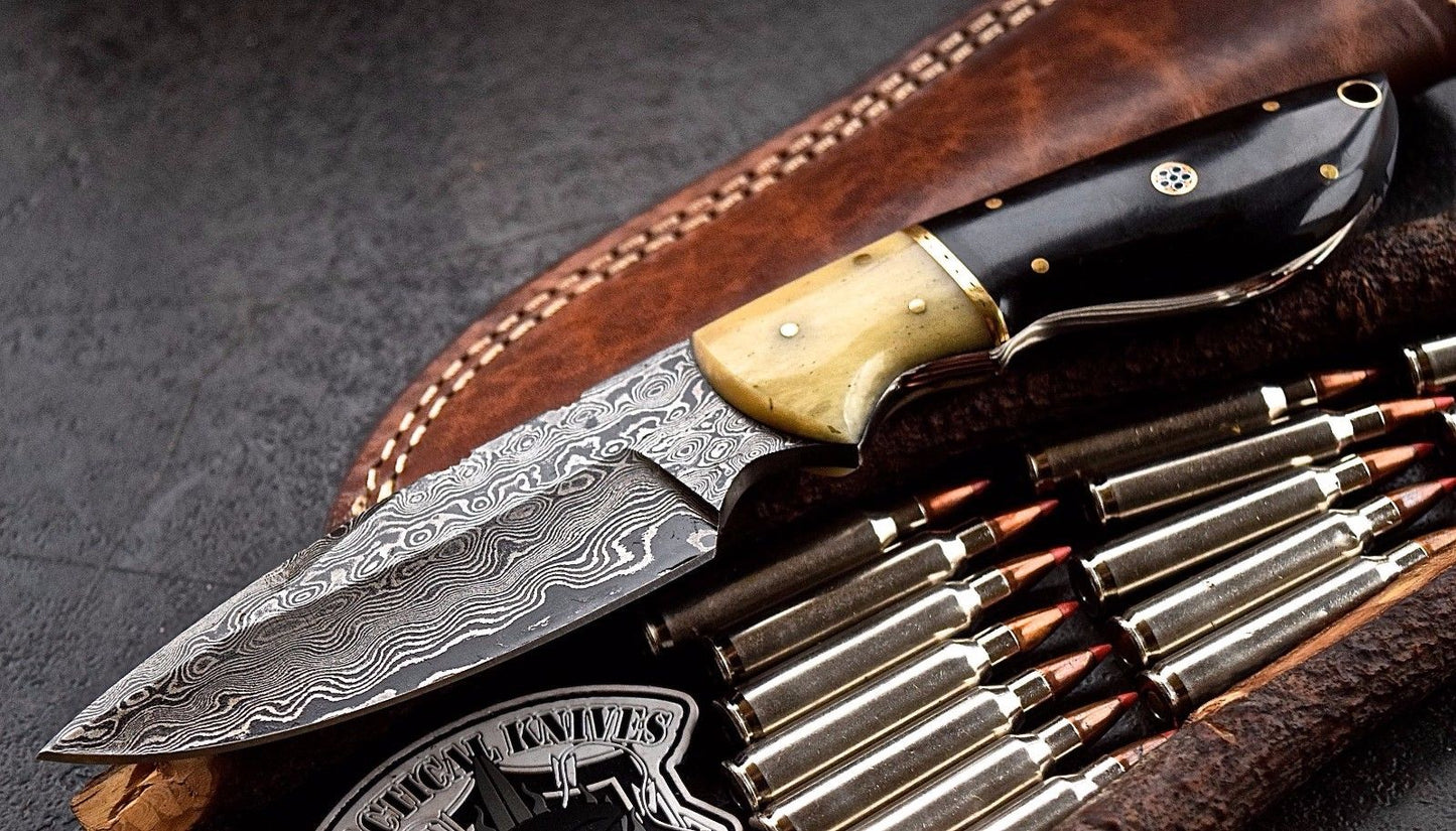 Premium Damascus Steel Skinning Knife - Precision Crafted - Korvel