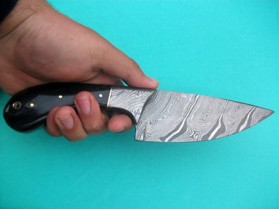 Artisan Crafted 8-Inch Slim Knife – Damascus Steel with Buffalo Horn Grip - Korvel
