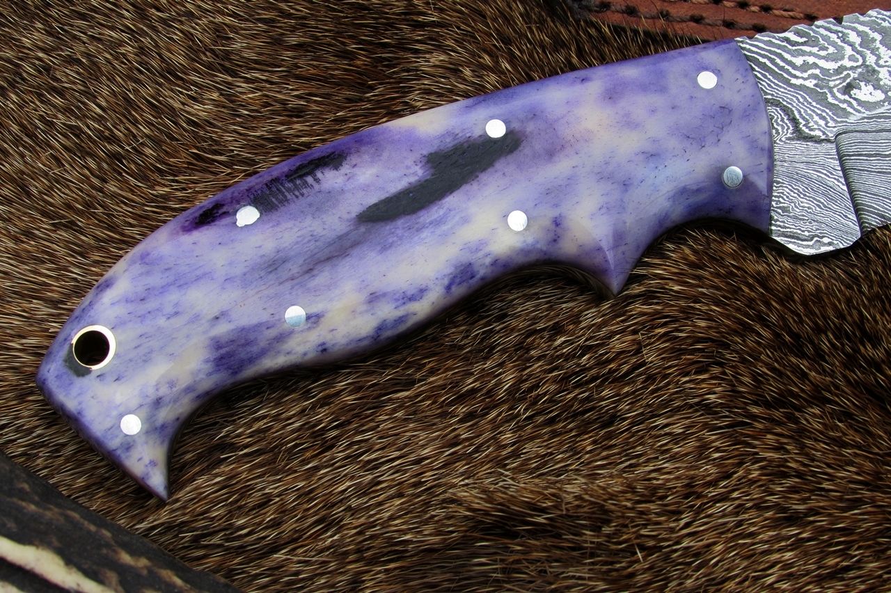 Artisan Crafted Damascus Steel Skinning Knife - Korvel