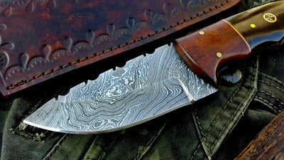 Premium Custom Damascus Steel Hunting and Skinning Knife - Korvel