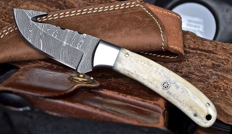 Premium Damascus Steel Gut Hook Skinning Knife - Korvel