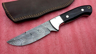 Artisan Crafted Damascus Steel Skinning Knife with Buffalo Horn Handle - Korvel
