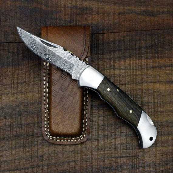 Exquisite Custom Damascus Steel Folding Pocket Knife with Rosewood Handle & Leather Sheath - Korvel