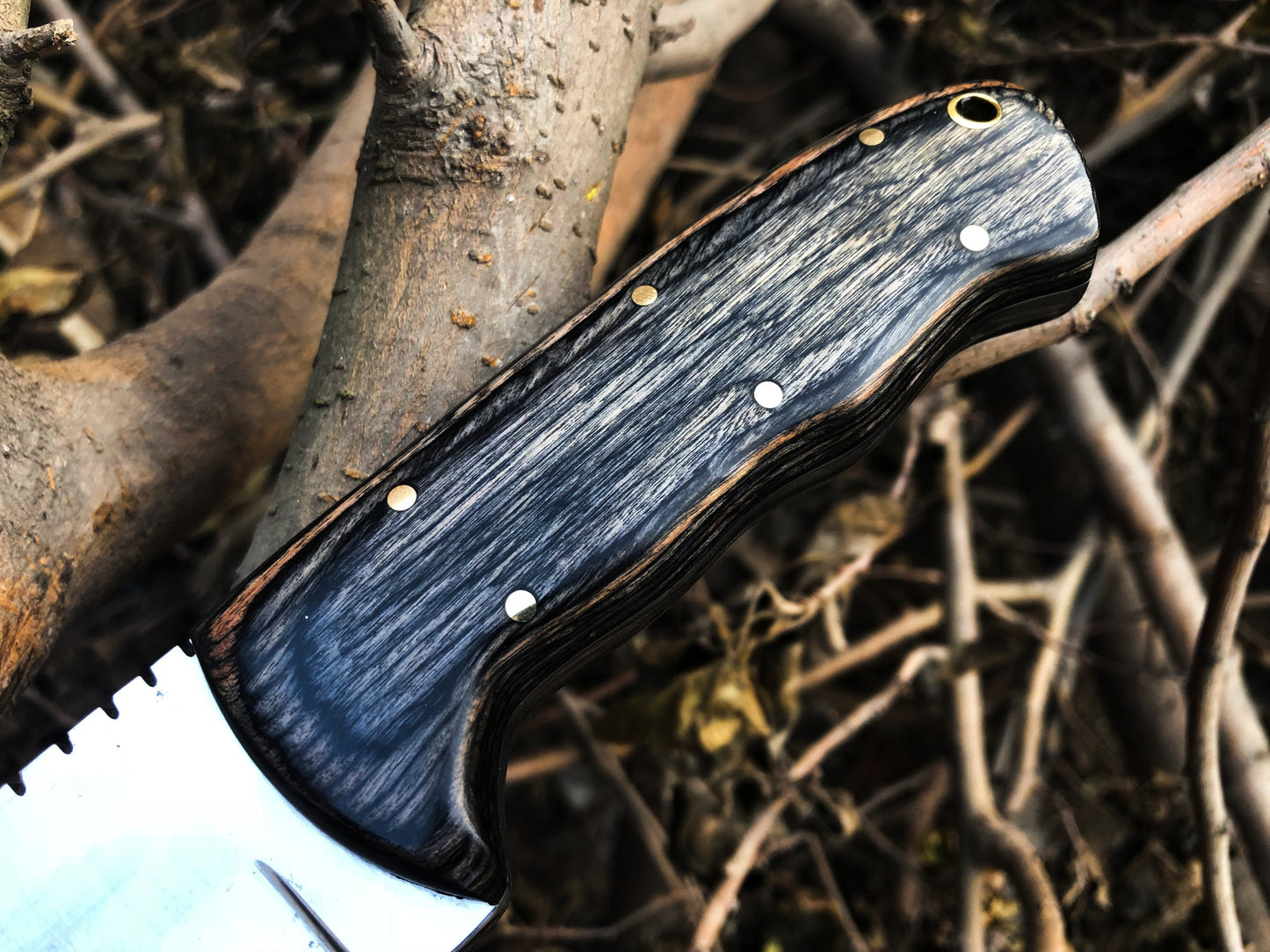 Premium Custom Handmade D2 Steel Hunting and Skinning Knife - Korvel