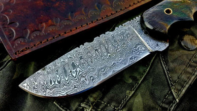 Premium Custom Damascus Steel Hunting and Skinning Knife - Korvel