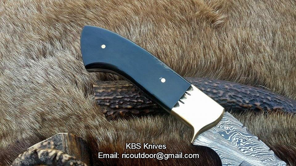 Premium 9-Inch Damascus Steel Hunting Knife with Buffalo Horn Grip | KBS Knives Store - Korvel