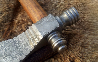 Custom Viking Tomahawk Axe - Damascus Steel with Rosewood Handle & Leather Sheath - Korvel
