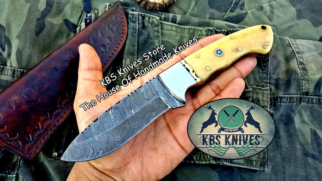 Premium Custom Damascus Steel Hunting and Skinning Knife - Korvel