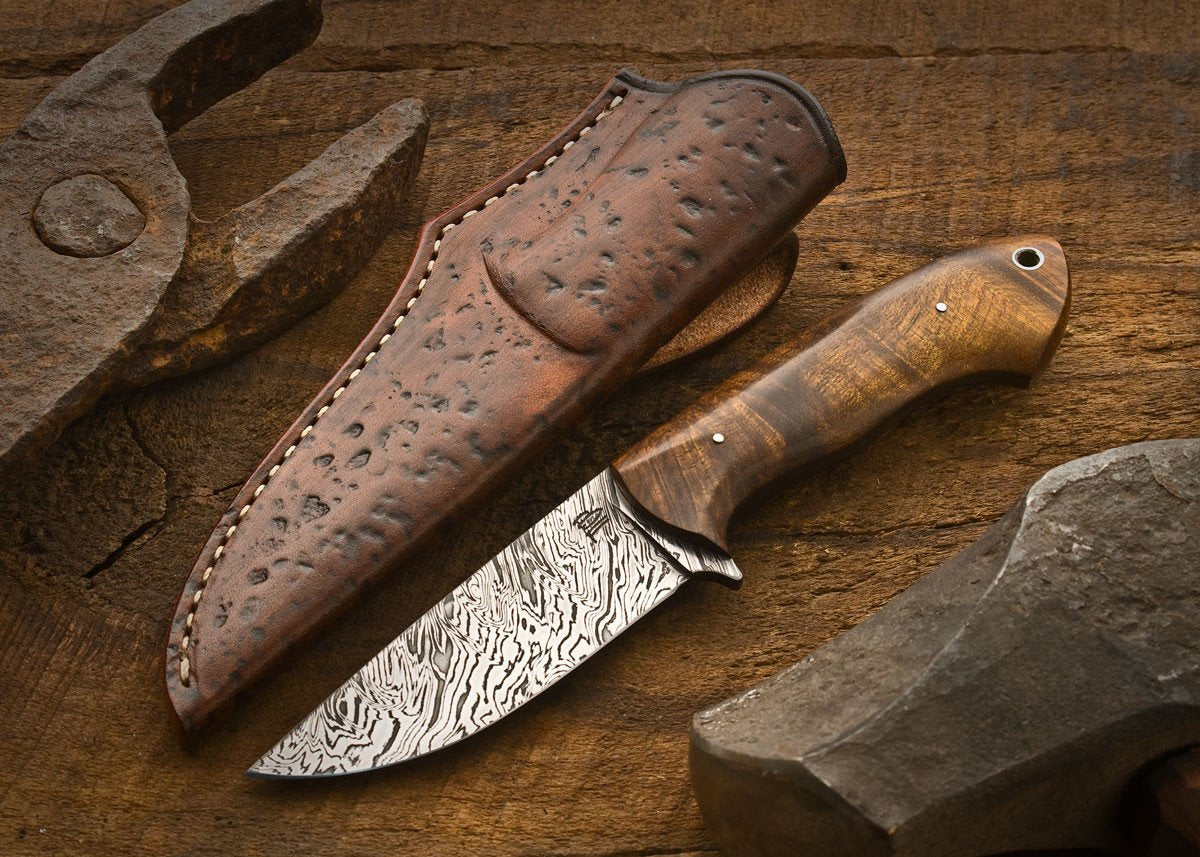Custom Handmade Damascus Steel Hunting Knife with Firestorm Design - Korvel
