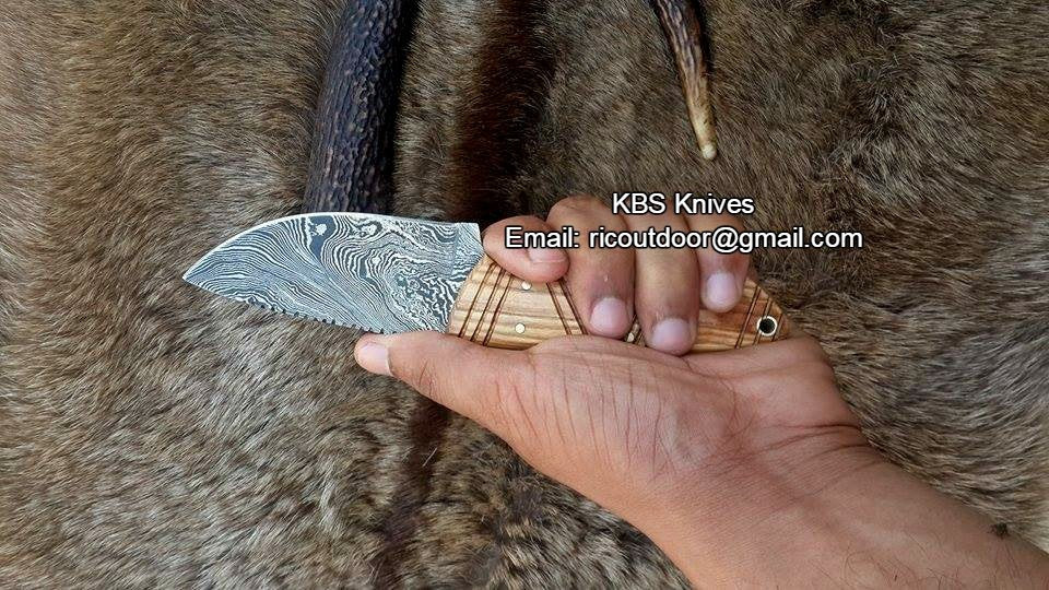 Artisan Crafted Fixed-Blade Skinning Knife with Olivewood Grip - Korvel