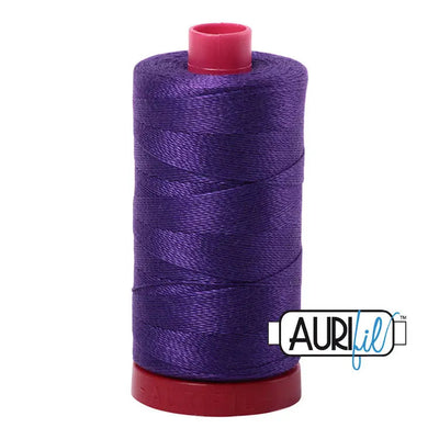 2582 Fil de Coton Aurifil 12 WT Grande Bobine Violet Foncé