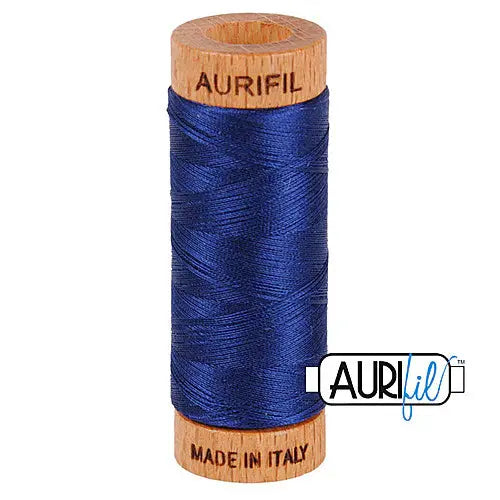 Bobine de coton Aurifil 80wt 2784 bleu marine foncé