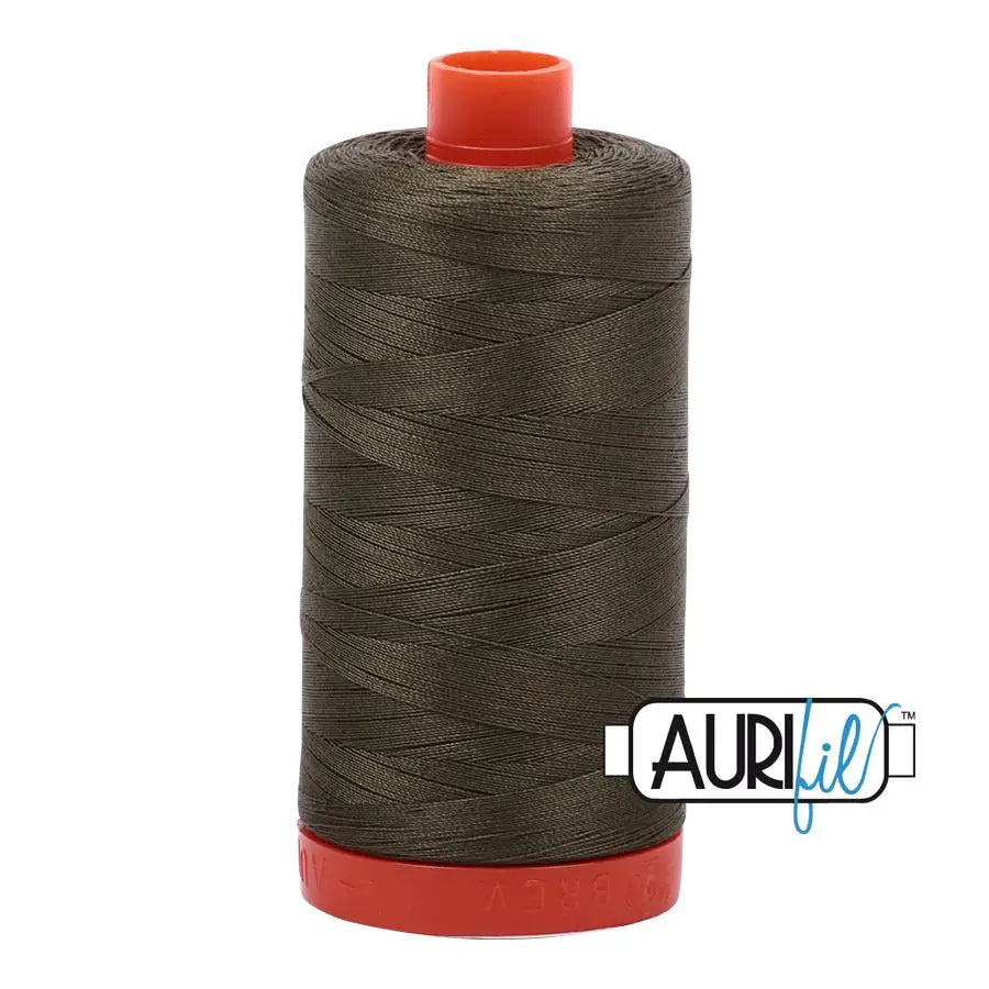 Bobine large Aurifil en coton 50wt 2905 vert armée