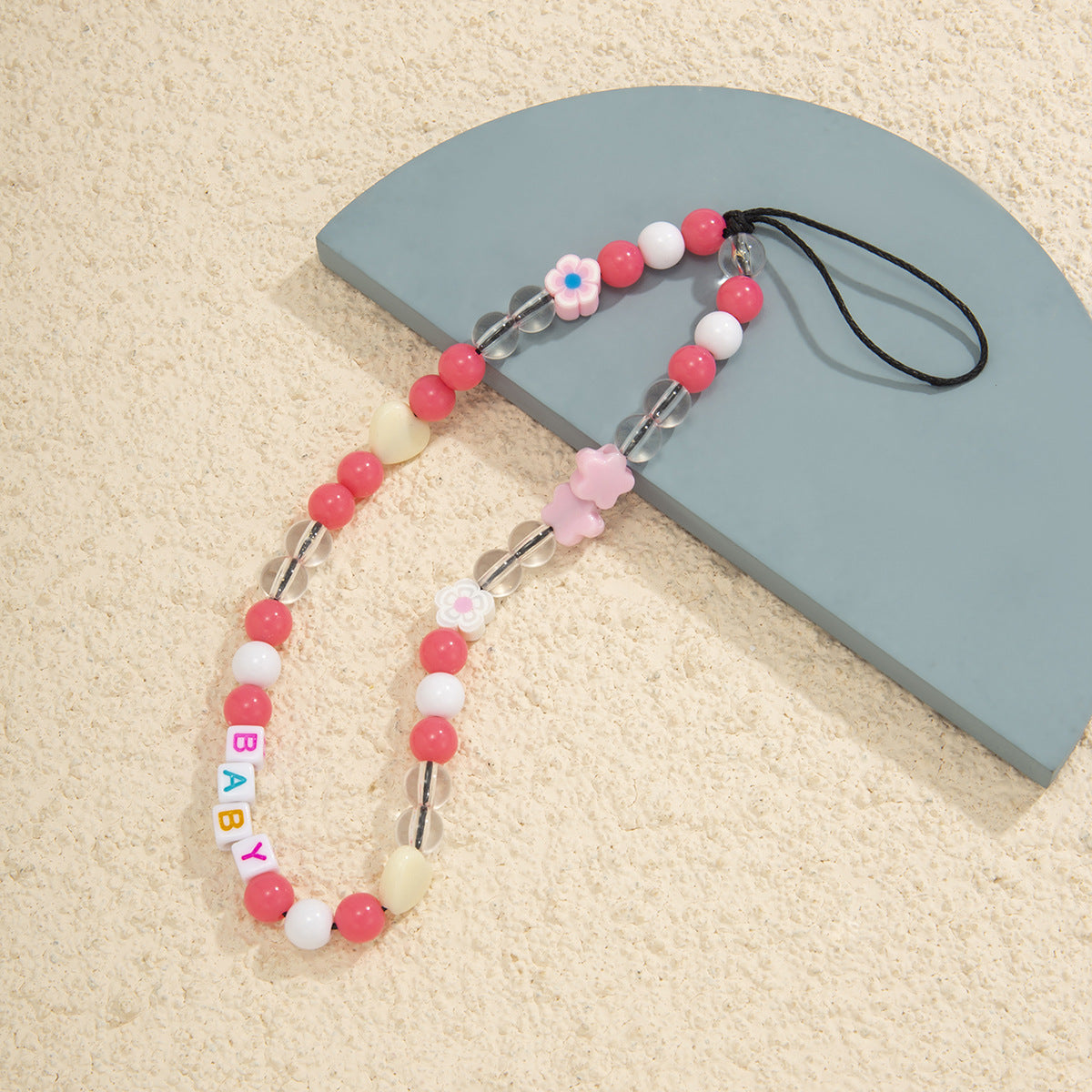 Fashion daisy acrylic letter bag, mobile phone hanging chain, handmade bead weaving accessories - Korvel