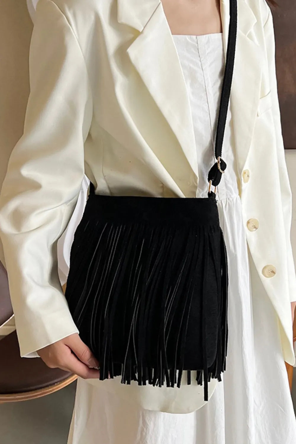 Suede Fringe Shoulder Bag - Stylish & Versatile