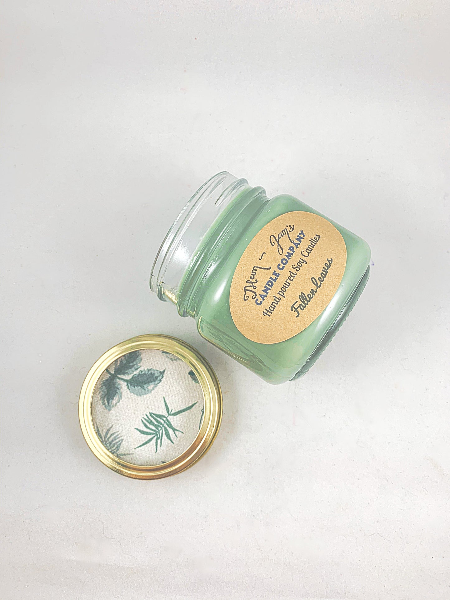 Fallen Leaves Soy Candle – Warm & Earthy Autumn Scent | Mam Jam’s - Korvel