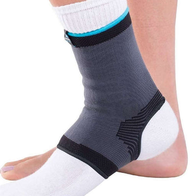 DonJoy Advantage Elastic Ankle Support - Medium Size