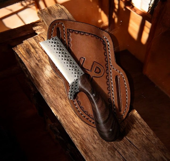 Artisan Bull Cutter Knife with Premium Leather Sheath - Korvel