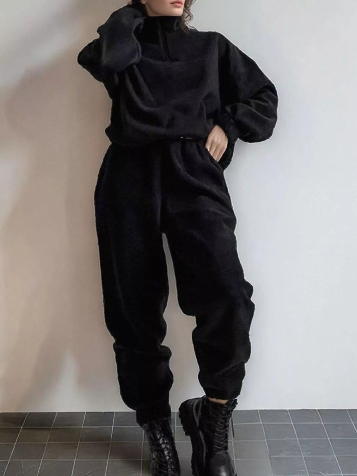 Ensemble de Sweatshirt et Pantalon à Zip Quart