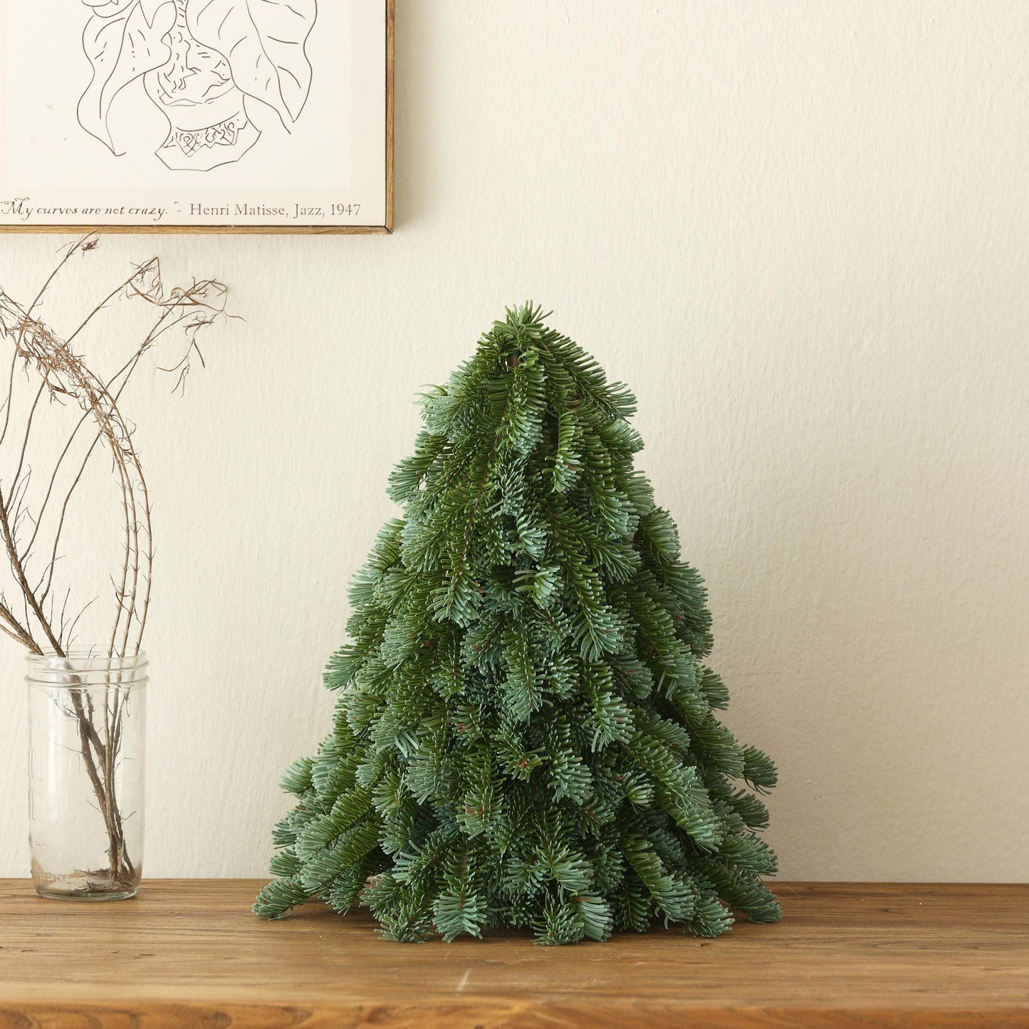 Novelson Mini Christmas Tree - Elegant Desktop Decoration