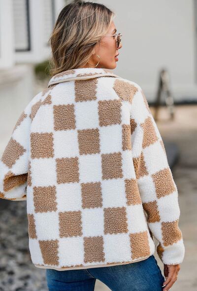 Chaqueta de Teddy de Manga Larga con Botones y Diseño a Cuadros Elegante