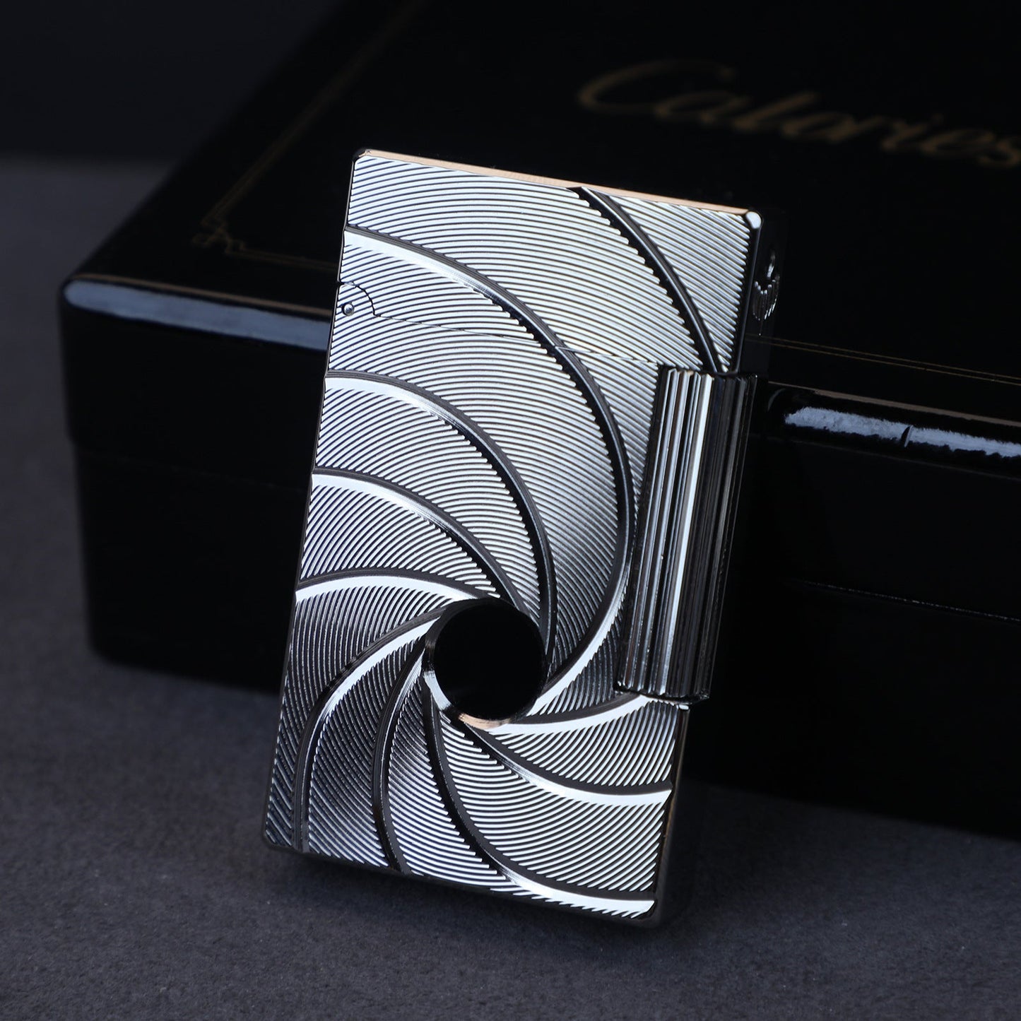 Briquet en métal personnalisé - Cadeau au design moderne
