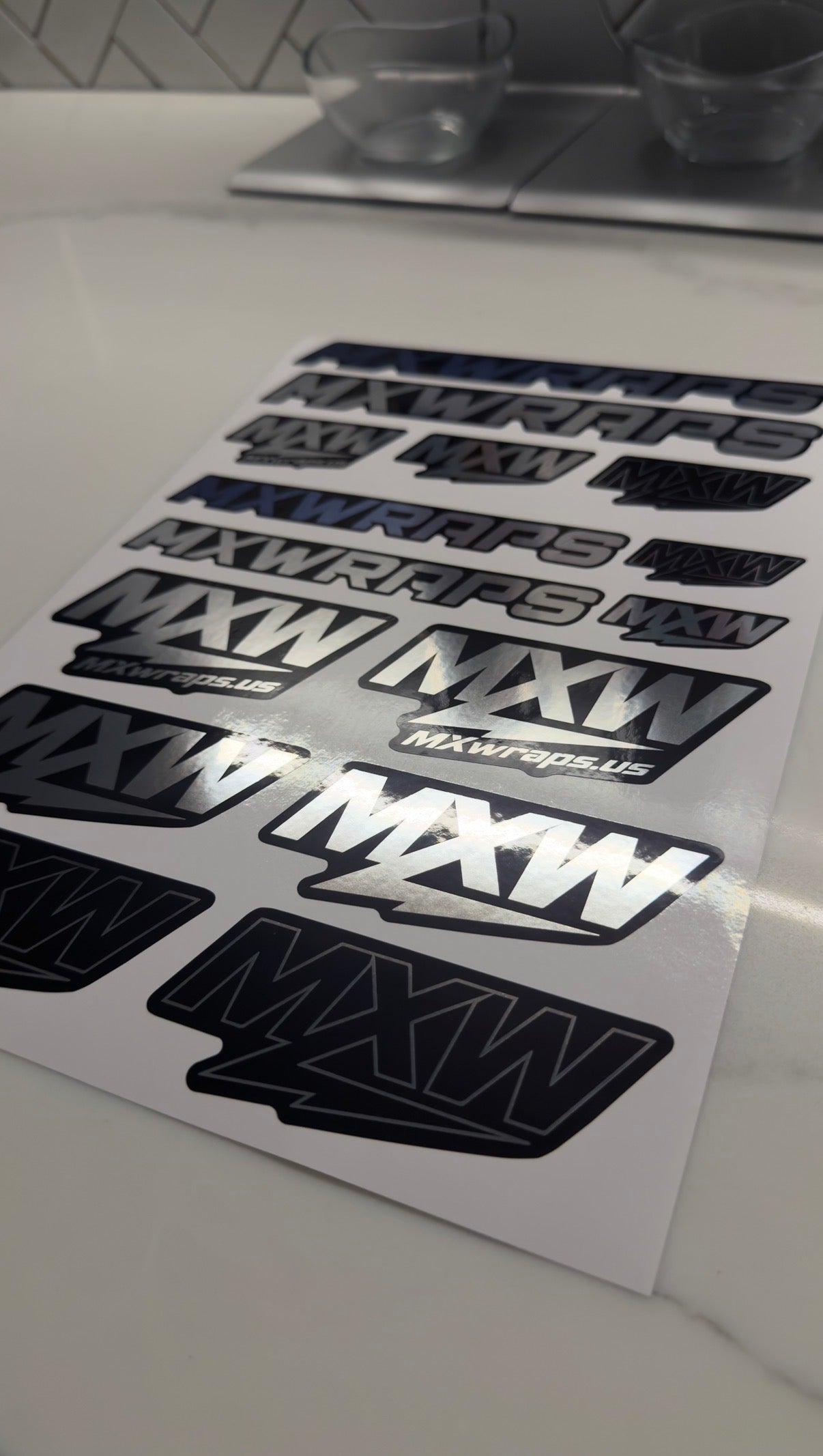 Autocollants de logo personnalisés pour la personnalisation