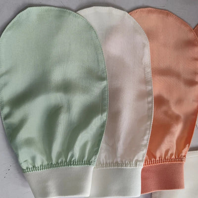 Silk Exfoliating Face Wash Gloves - Soft & Luxurious